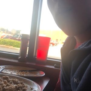 Meet your Posher, Logan